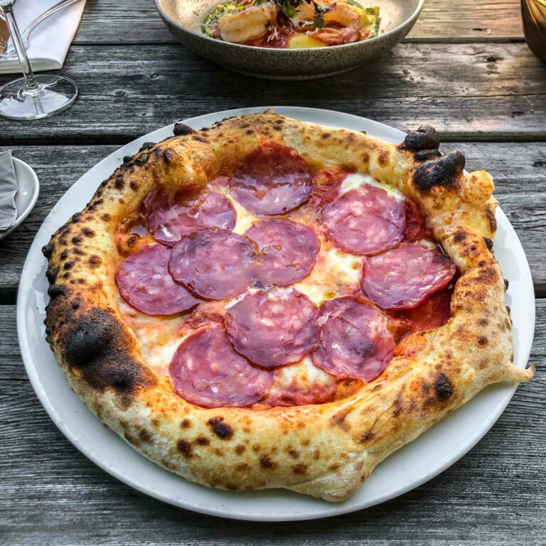 Neapolitanische Pizza München_Mozzamo Salami